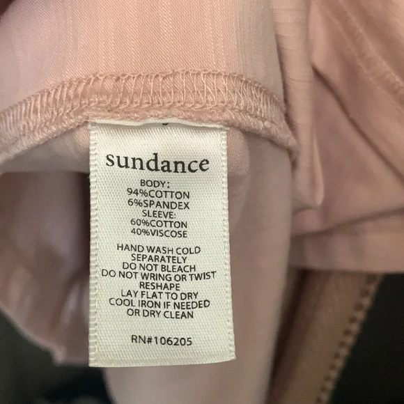 Beautiful SUNDANCE crochet bell sleeved t shirt top blouse - Picture 8 of 8